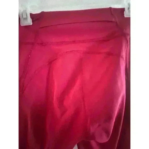 Women’s  Lululemon 7/8 Leggings Size 6 Pink - Picture 3 of 4